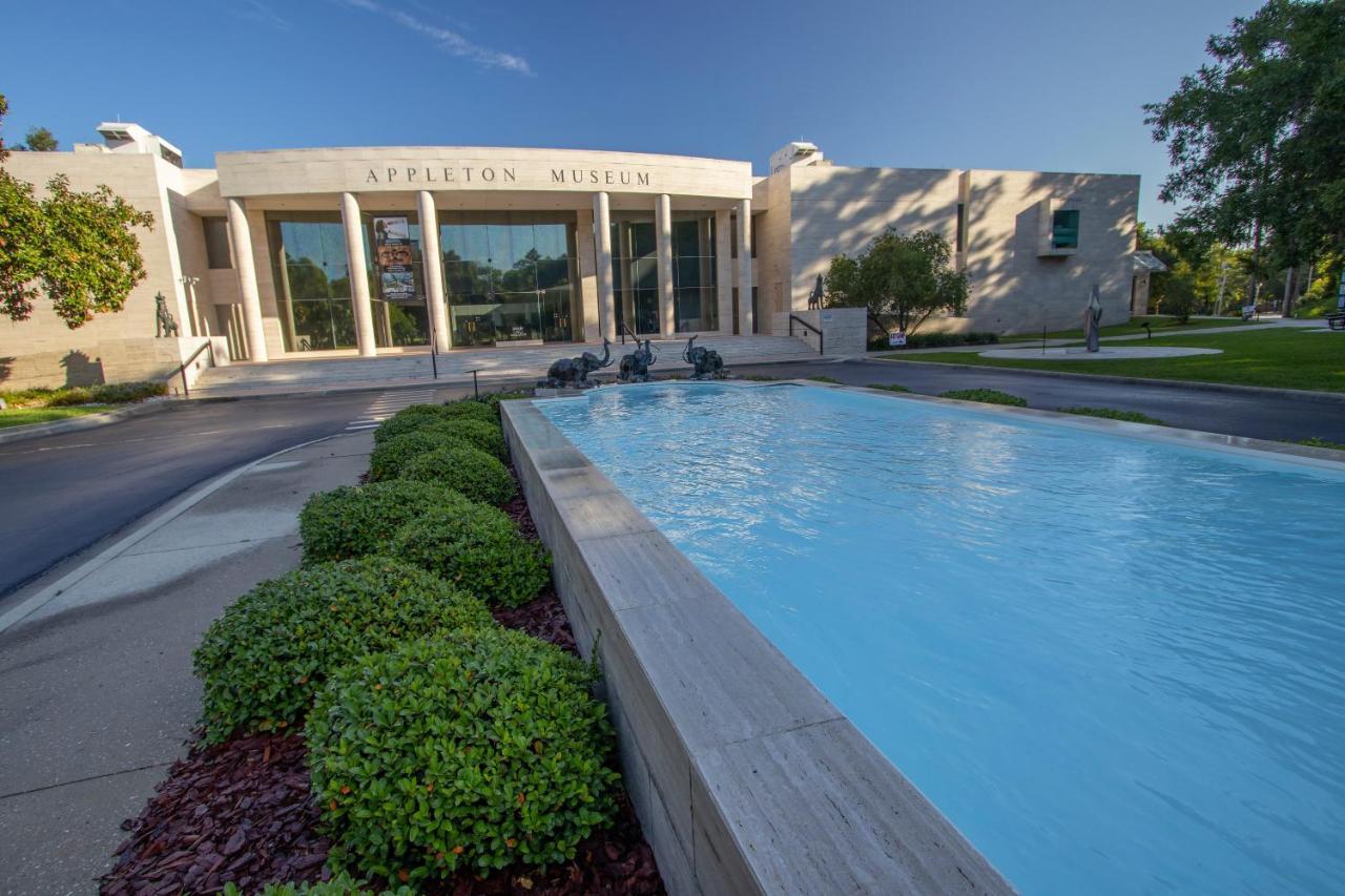 Holiday Inn Hotel & Suites Ocala Conference Center By Ihg Exterior foto