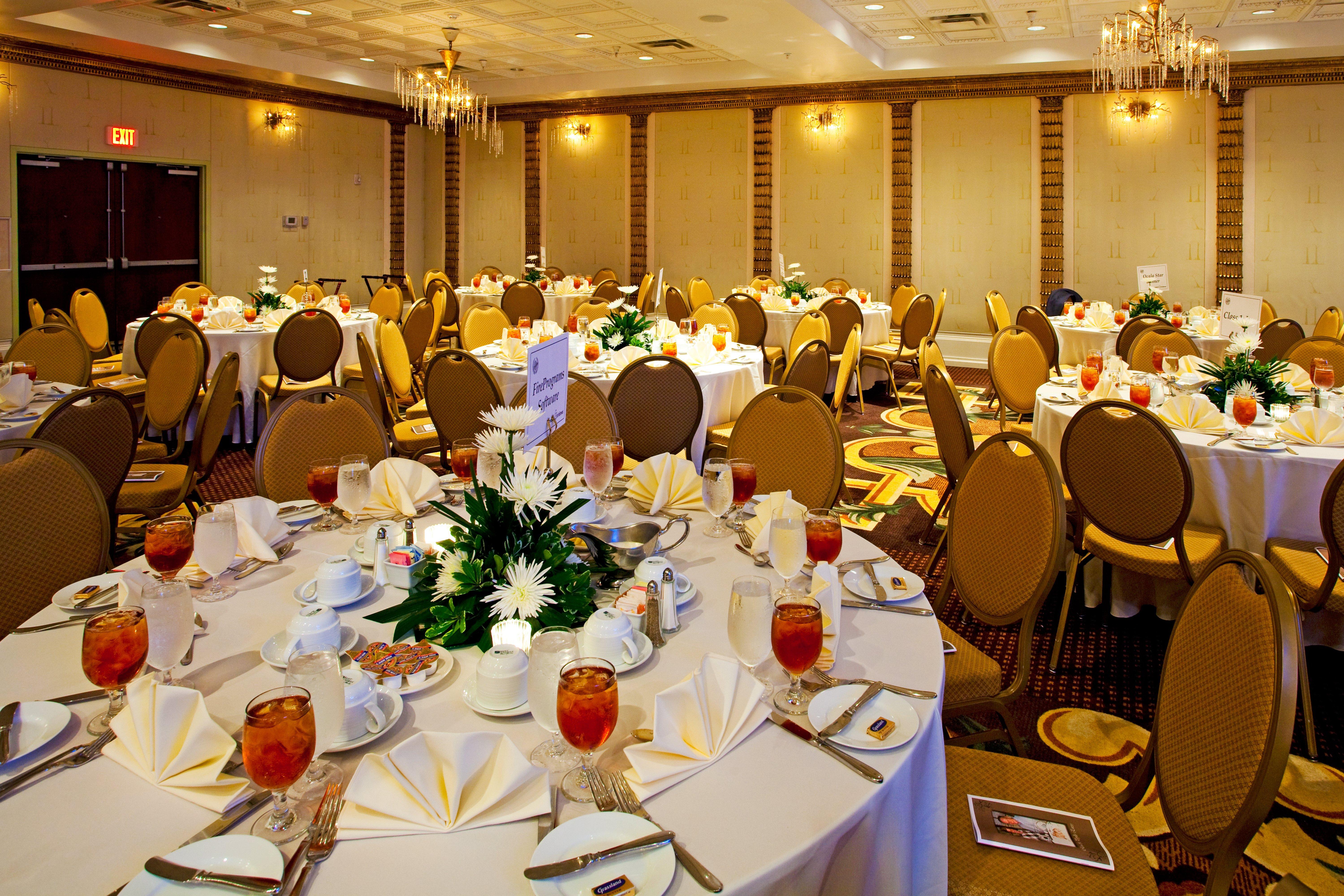 Holiday Inn Hotel & Suites Ocala Conference Center By Ihg Exterior foto
